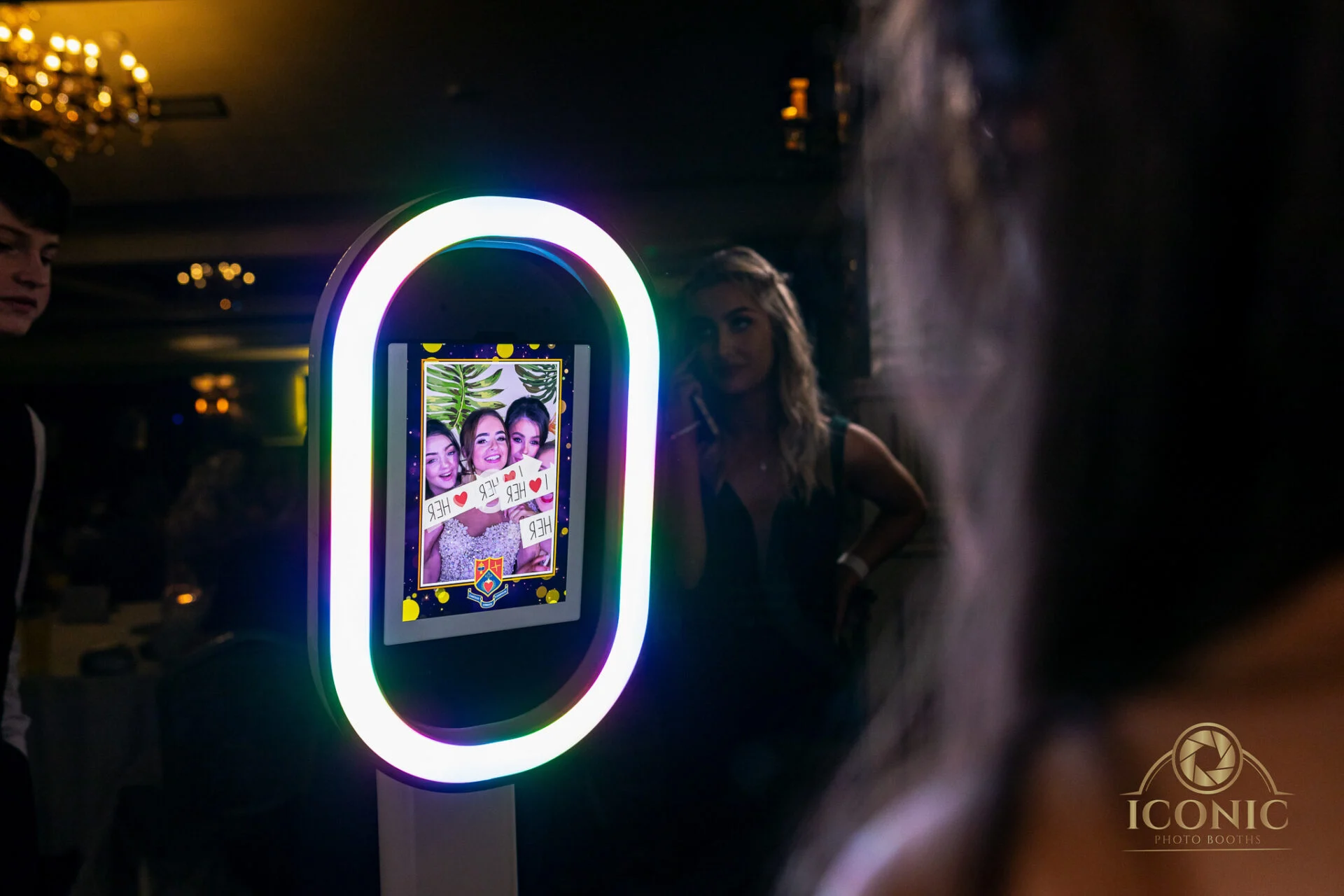 touch screen oval